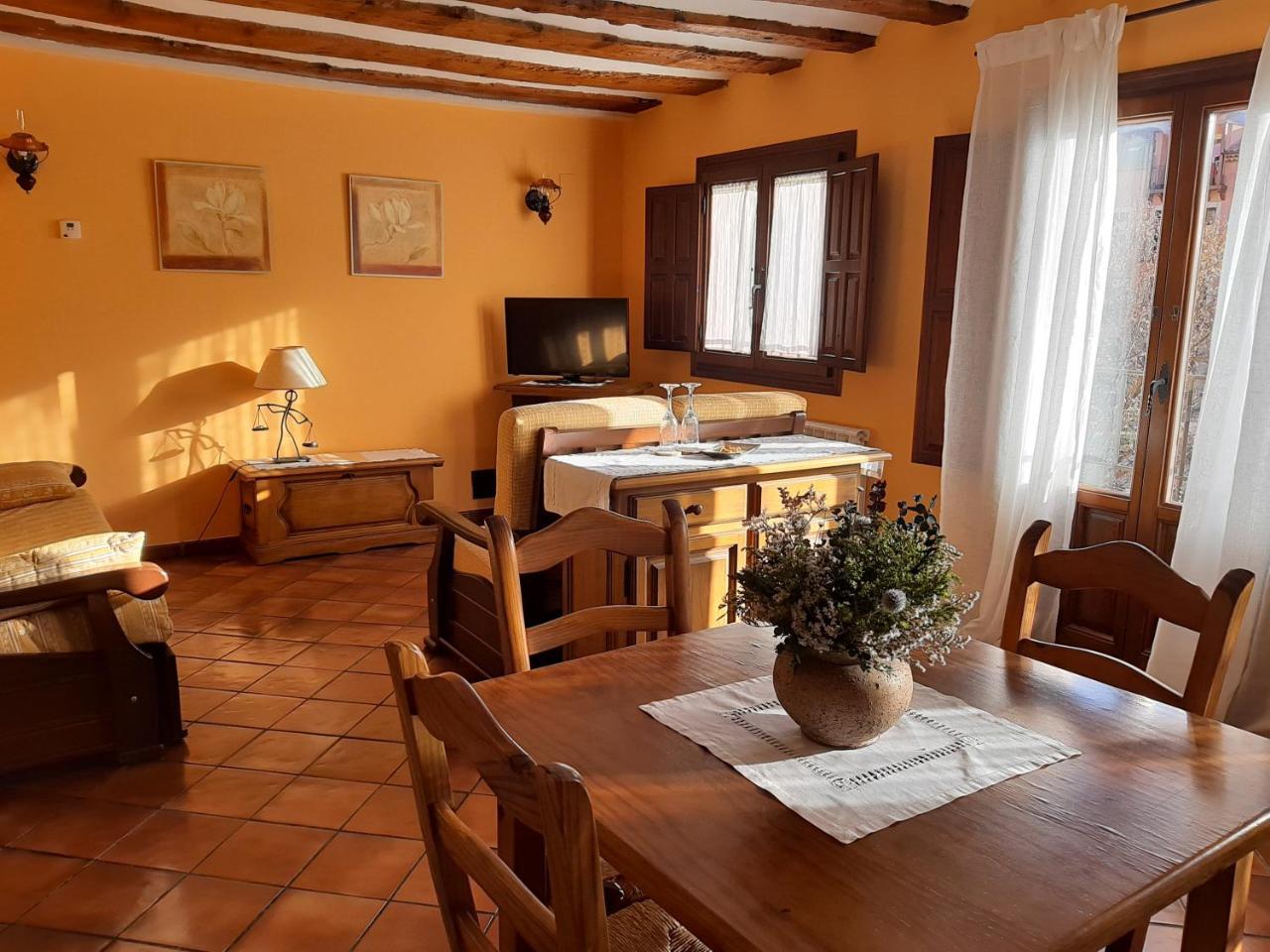 Alojamiento Rural Tres Palacios Molina de Aragon Luaran gambar